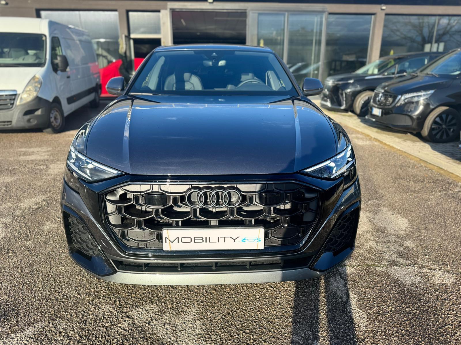Audi Q8 50 TDI quattro S-Line